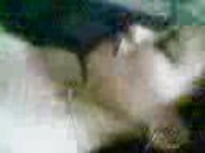 লিভ রিভাম্পড সুখে তার পাছায় একটি বড় সুন্দর পুরুষ লাঠি নেয় বাংলা চদা চদি